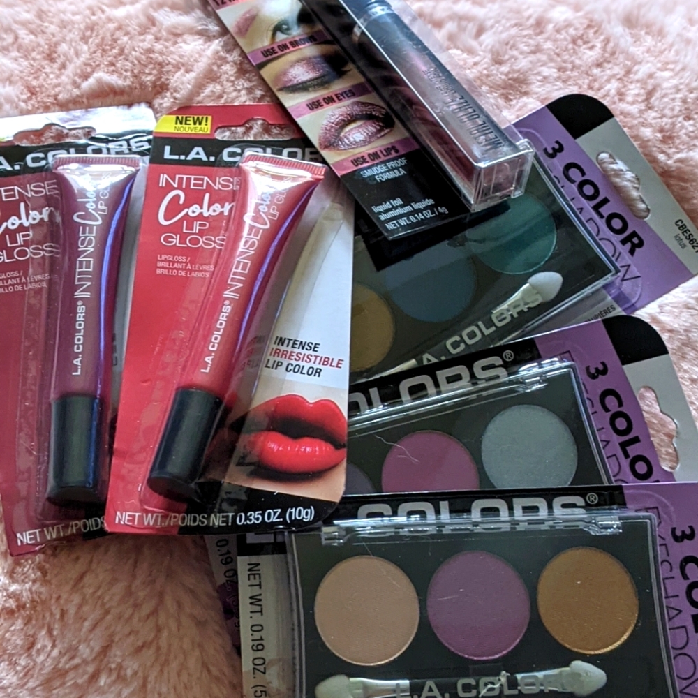 Bundle of 6 Make-up variety pieces